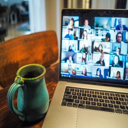 laptop showing an online learning session